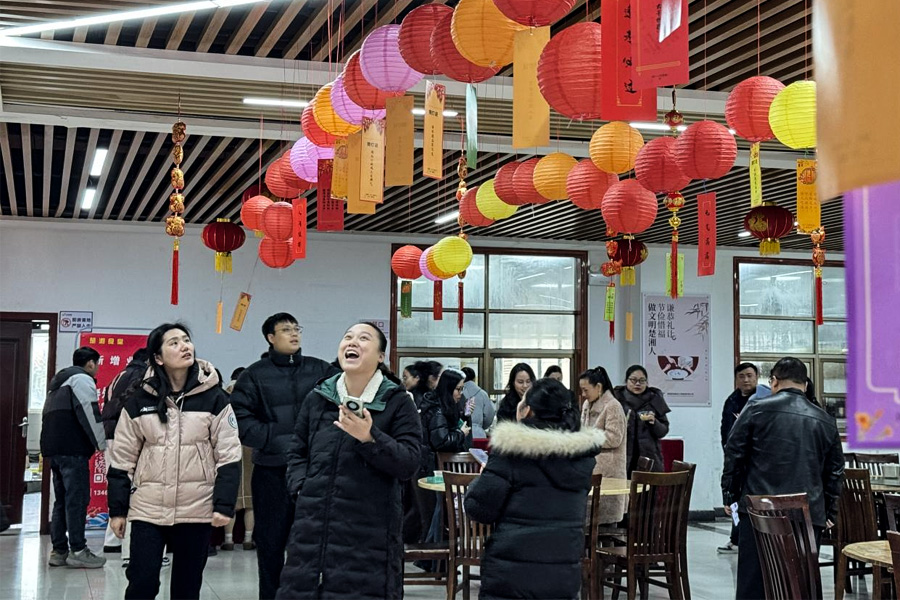 楚湘食堂闹元宵，情暖佳节共团圆
